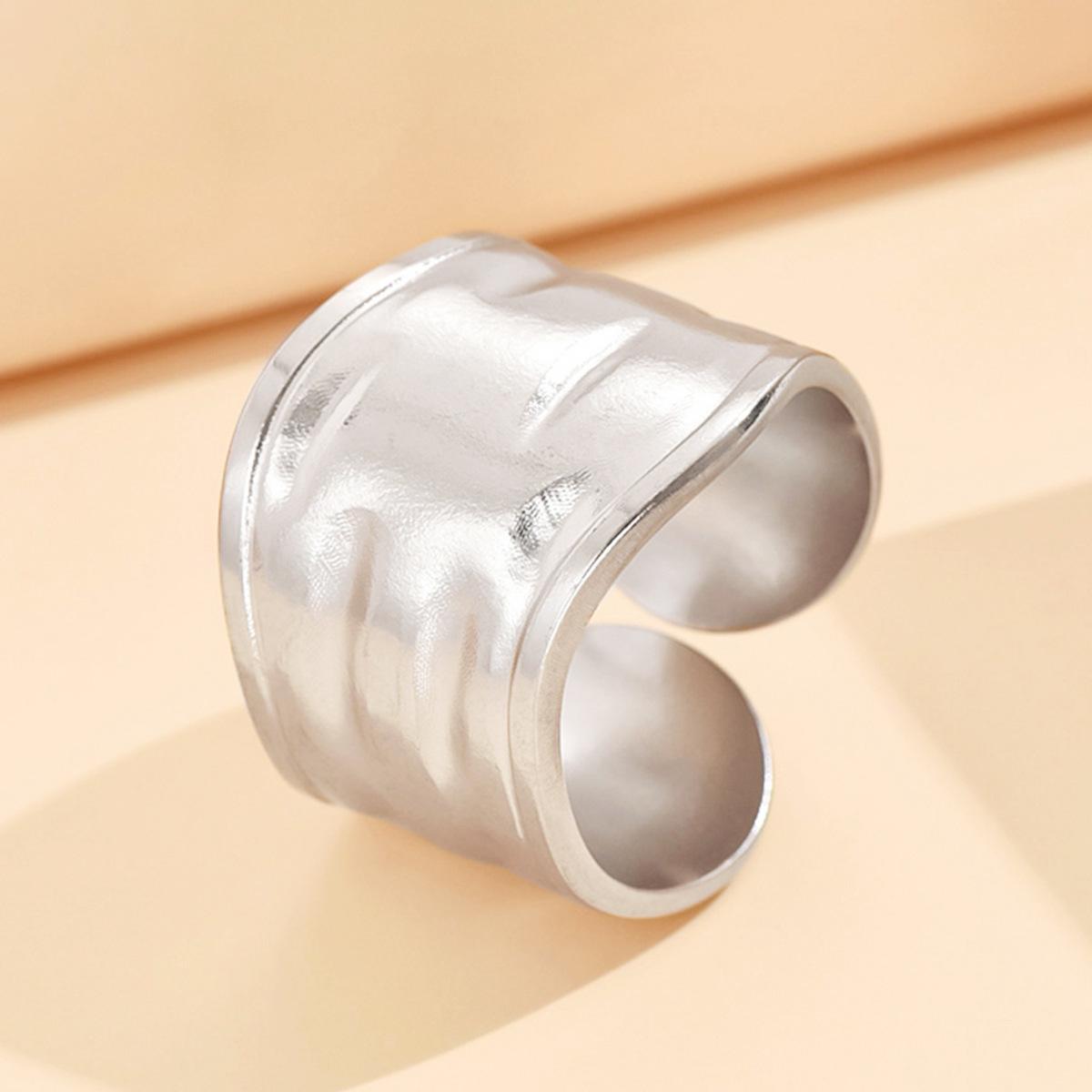 European and American Retro Women’s Wide Embossed Open Ring, 18K Gold Vacuum Plated Jewelry
