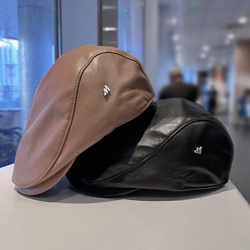 Autumn and winter new PU leather forward hat children's casual peaked hat British retro detective hat sun protection shade gentleman hat