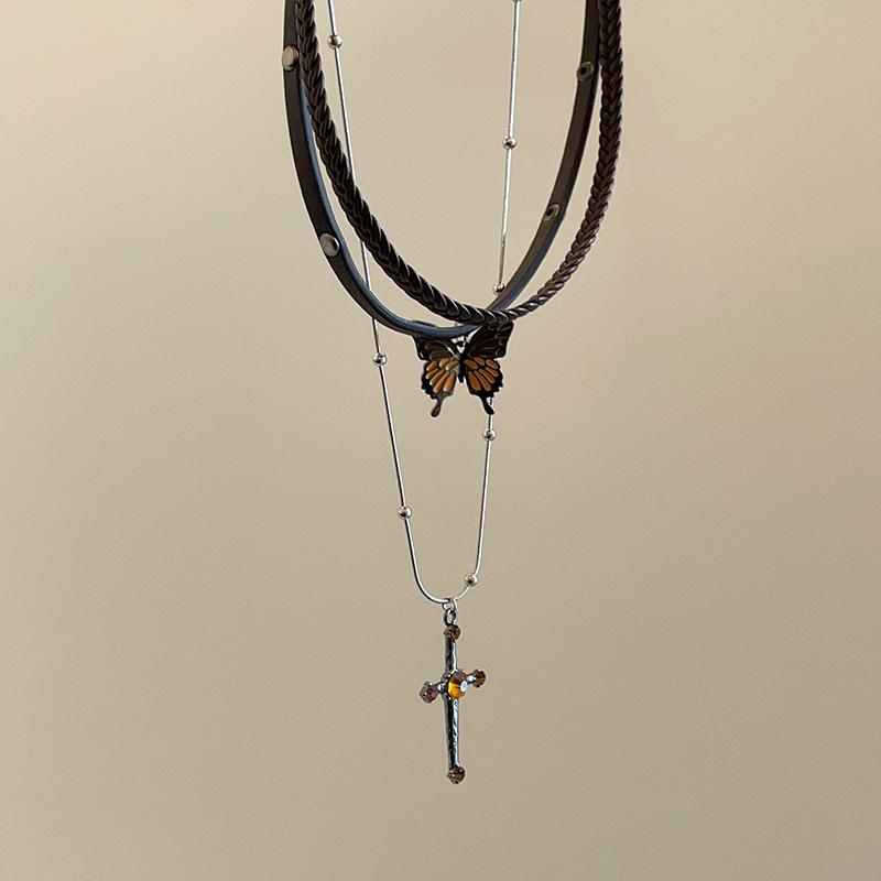 

Милый и прохладный ветер крест бабочка стекированное ожерелье женский нишевый высокий смысл легкий роскошный ретро универсальный шейный цепочка свитер цепочка