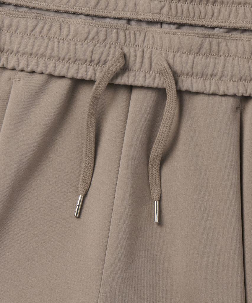 Musinsa Standard [Cooltandard] Two-Tuck Wide Lounge Sweatpants [Grayish Beige]