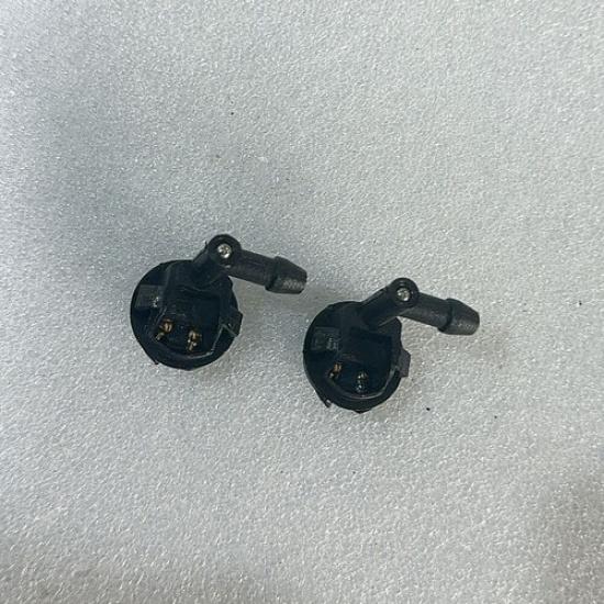 2x Windscreen Washer Nozzle For Vauxhall Opel Calibra Combo Corsa Omega 90356178