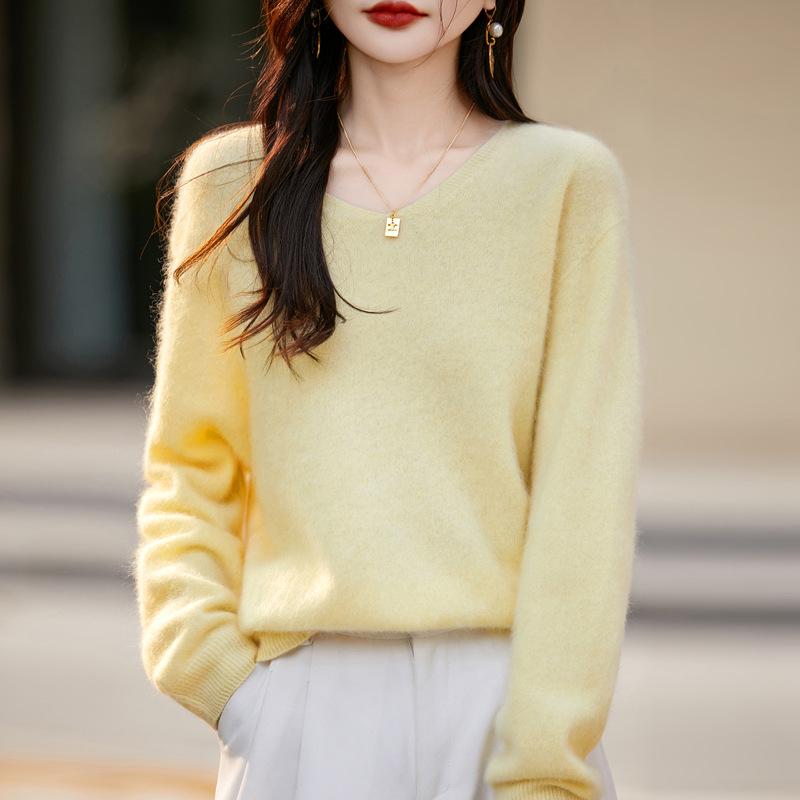 Women's High-Grade Seamless Wool V-Neck Sweater - Autumn/Winter Collection, Long Sleeve, Soft Plush Knit Base Layer