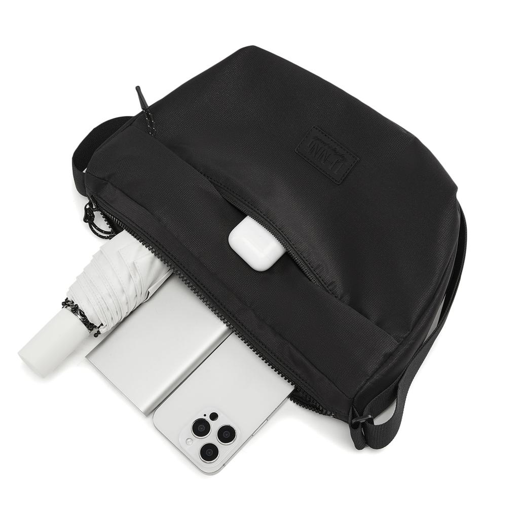Li Ning Sports Trendy Collection Polyester Crossbody Bag, Shoulder Bag Women's Black ABDW131-1