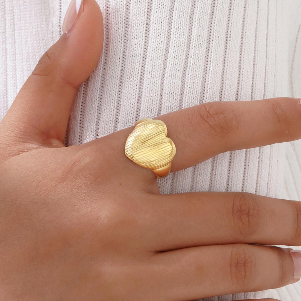 Brushed Stainless Steel Heart Ring for Women,Gold Plated Open Adjustable Finger Rings,Vintage Jewelry Gifts