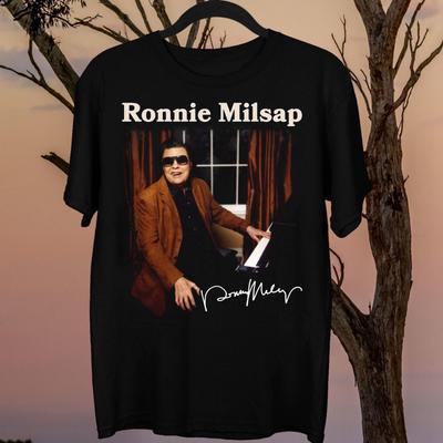 Ronnie Milsap Signature Gift For Fans Classic Short Sleeve Unisex T-Shirt S-5XL