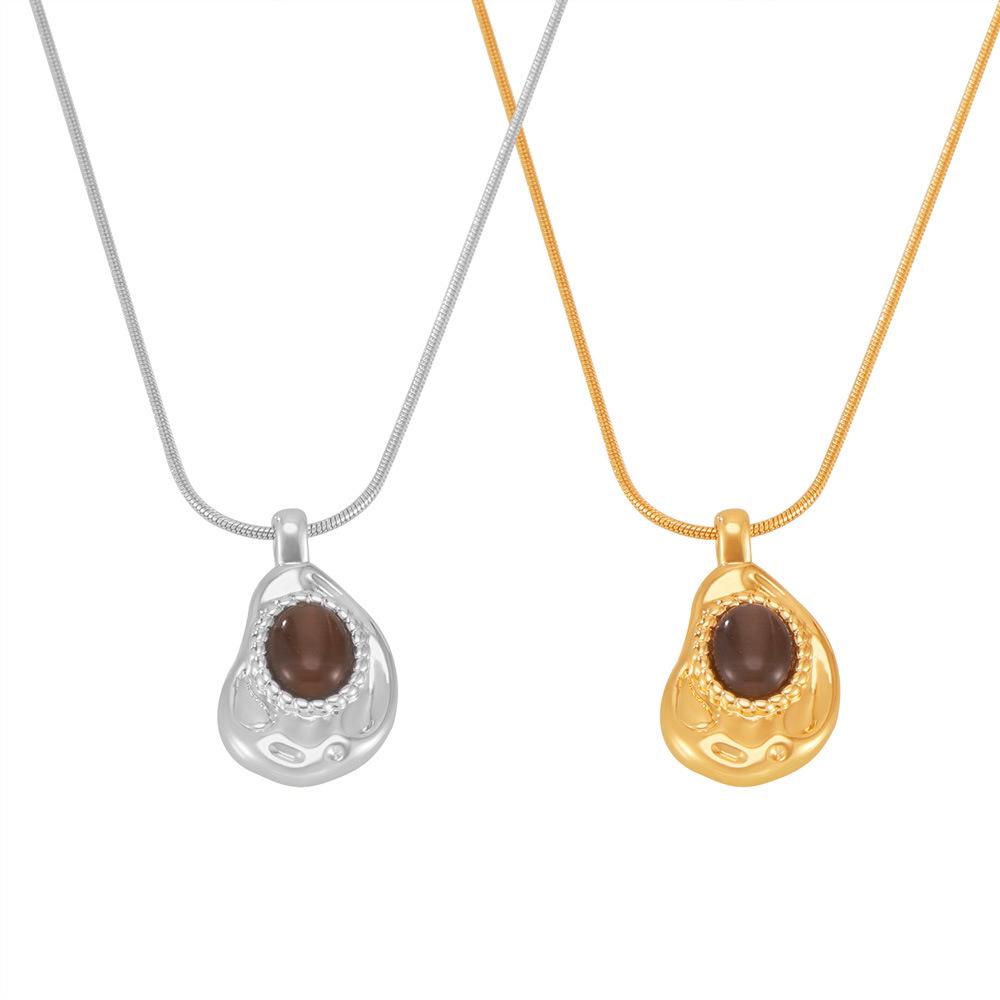Oval Tiger Eye Stone Copper Pendant Necklace with Stainless Steel Clavicle Chain, 18K Gold-Plated for Women