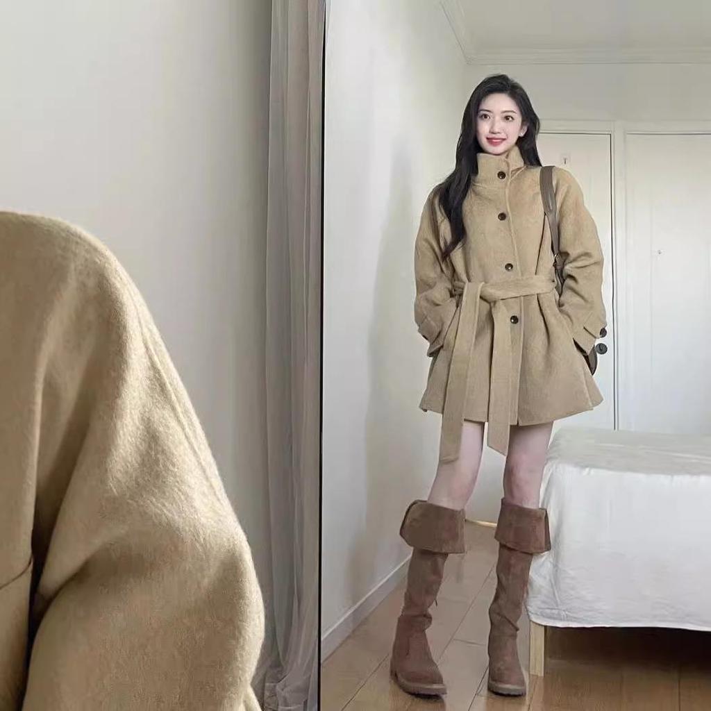 "Women's Khaki Wool Coat: Korean-Style Lace-Up, Medium-Length, Perfect for Autumn/Winter"