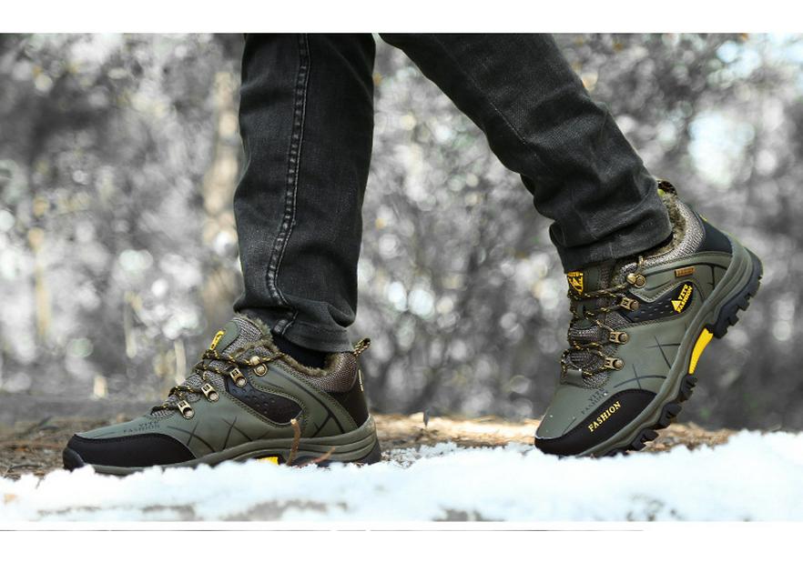 Men's Waterproof Winter Hiking Boots with Fleece Lining, Non-Slip, Wear-Resistant, Durable Outdoor Shoes for Construction and Labor Protection.