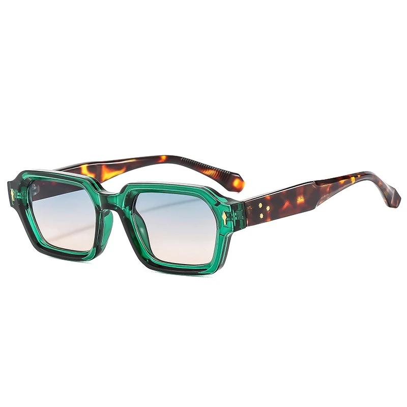 

Модные квадратные мужские солнцезащитные очки с градиентными линзами цвета чая, женские ретро очки с заклепками, двухцветные солнцезащитные очки UV400