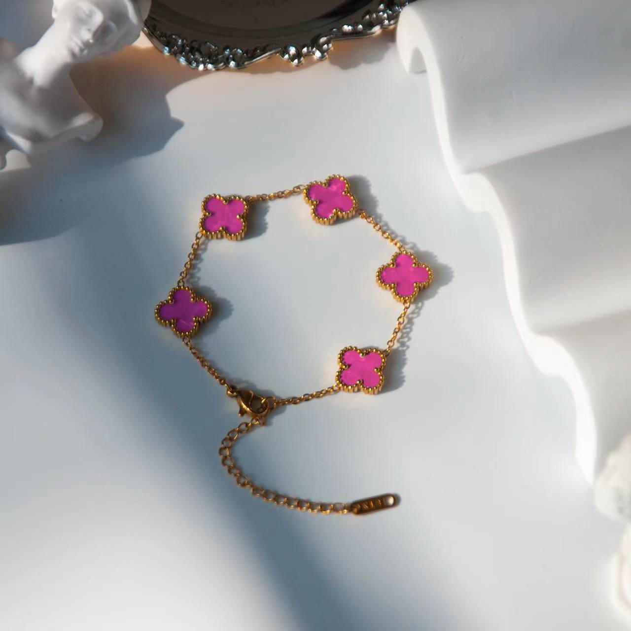 

Модный браслет из титановой стали с четырехлистным клевером 13 мм, универсальный браслет с четырехлистным клевером на удачу, ювелирное изделие