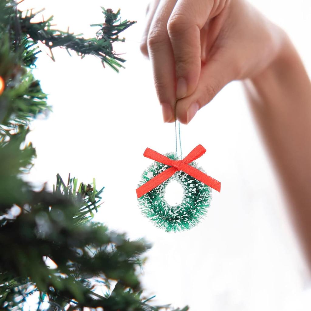 24Pcs Mini Christmas Wreaths 1 Inch Xmas Tree Wreaths Artificial Miniature Frost Sisal Christmas Tree Wreaths for Dollhouse Embellishments for