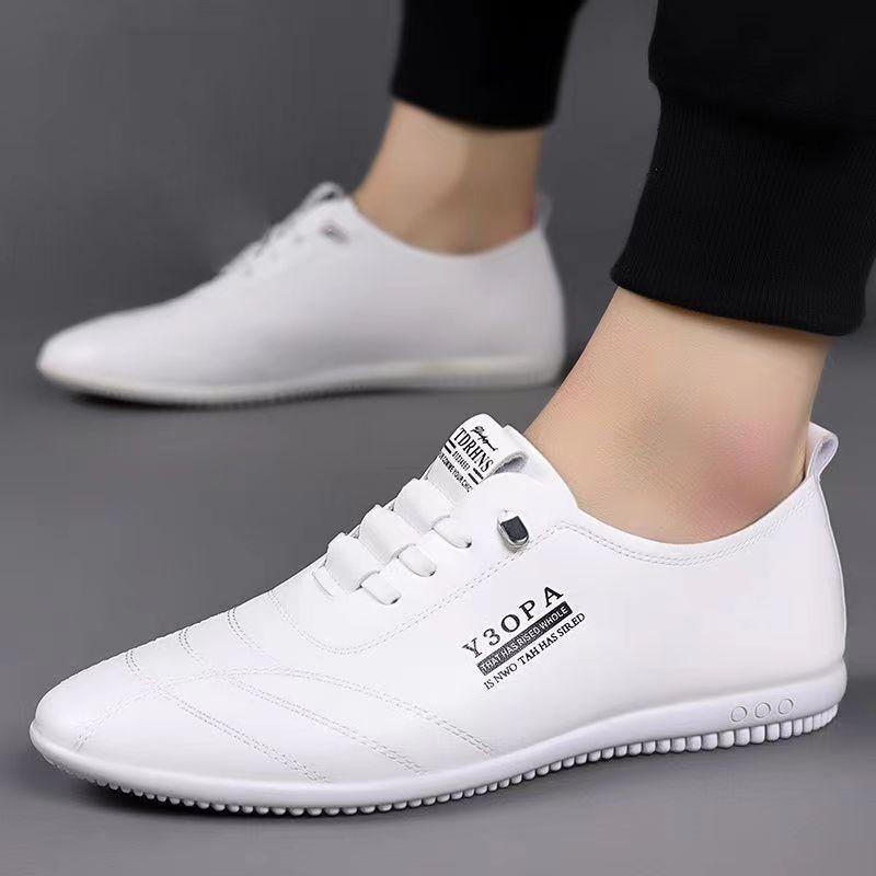 

Men s shoes summer new breathable driving casual leather shoes men s white shoes fashionable versatile one-pedal leather shoes 39 белый