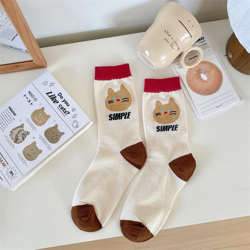 Spring 2025 Korean Polka Dot Kitten Women's Cotton Mid-Calf Socks - Sweet, Cute, and Breathable