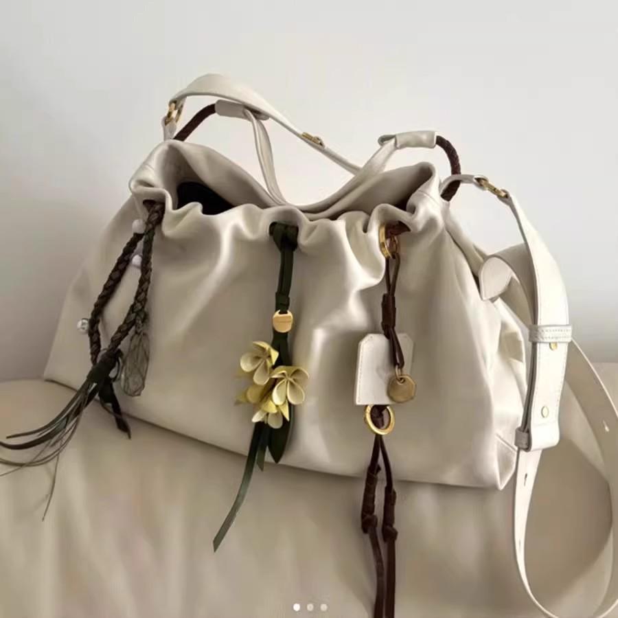 Osmanthus Pendant: Handmade Chinese Style Keychain & Bag Charm