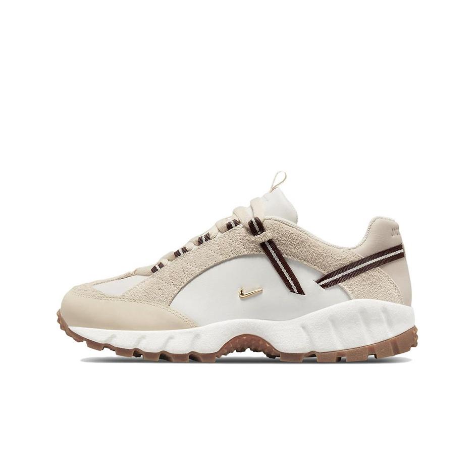 

кроссовки Nike Nike x Jacquemus Life Casual Shoes Female DR0420-001