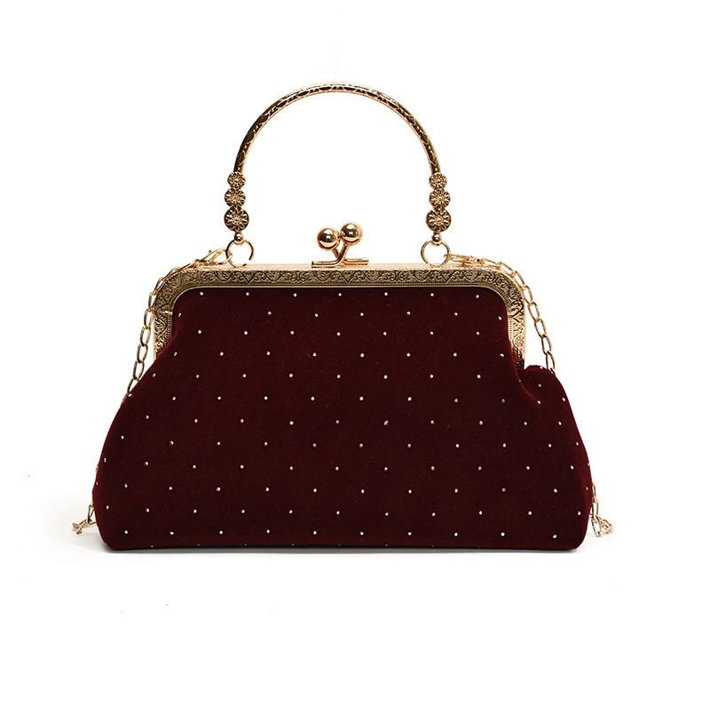 Chic Urban Minimalist Handbag For Women 2024 Trendy Shell Shape Crossbody Bag With Rivet Detail