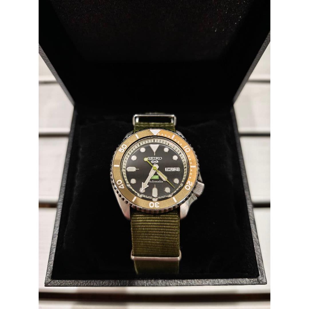 Seiko 5 Sports HUF коллаборация лимитированная модель SBSA163