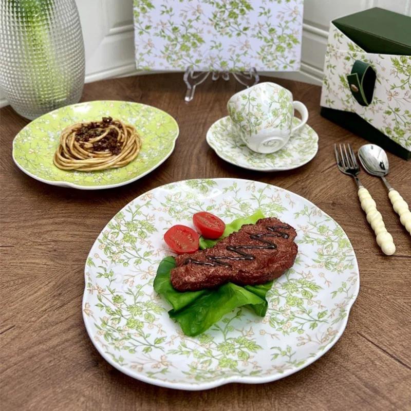 Kreativní nepravidelné jídelní talíře ve francouzském stylu, nádherné květiny, keramický talíř, odpolední čaj, ovocný dezertní talíř, unikátní stolní nádobí