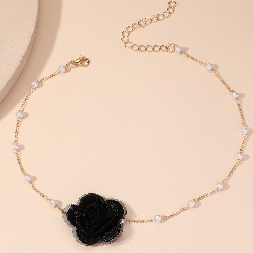 Sweet Rose Flower Necklace Vintage Fashion Pearl Choker For Woman Wedding Personalized Clavicle Neck Accessories