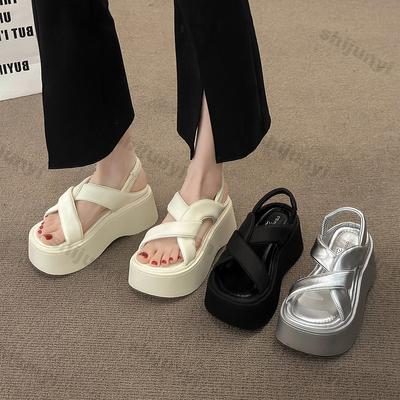 Fashion Girls' Roman Sandals 2025 Summer New Platform Height Increase Soft Sole Beach Shoes Outdoor Fashion Comfortable Casual Shoes