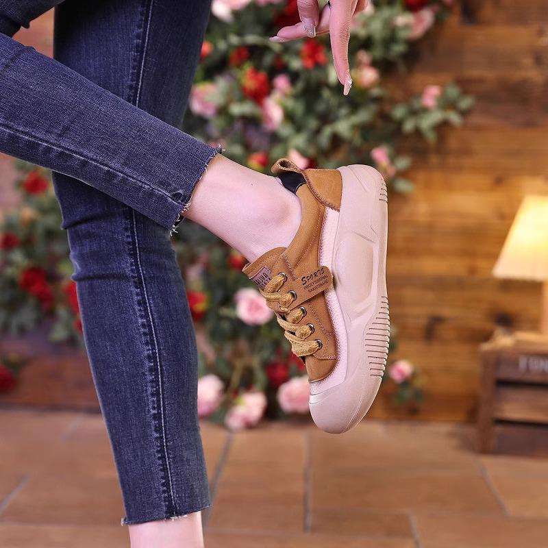 Women's Lightweight Non-Slip Sporty Casual Flats - Spring 2024, Thick & Soft Sole, Breathable Design