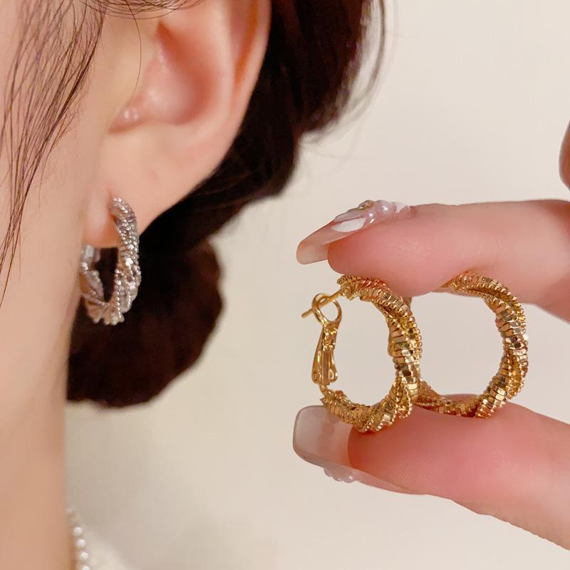 Women Fashion Minimalist Twisted Broken Silver Metal Wrapped Hoop Earrings Jewelry