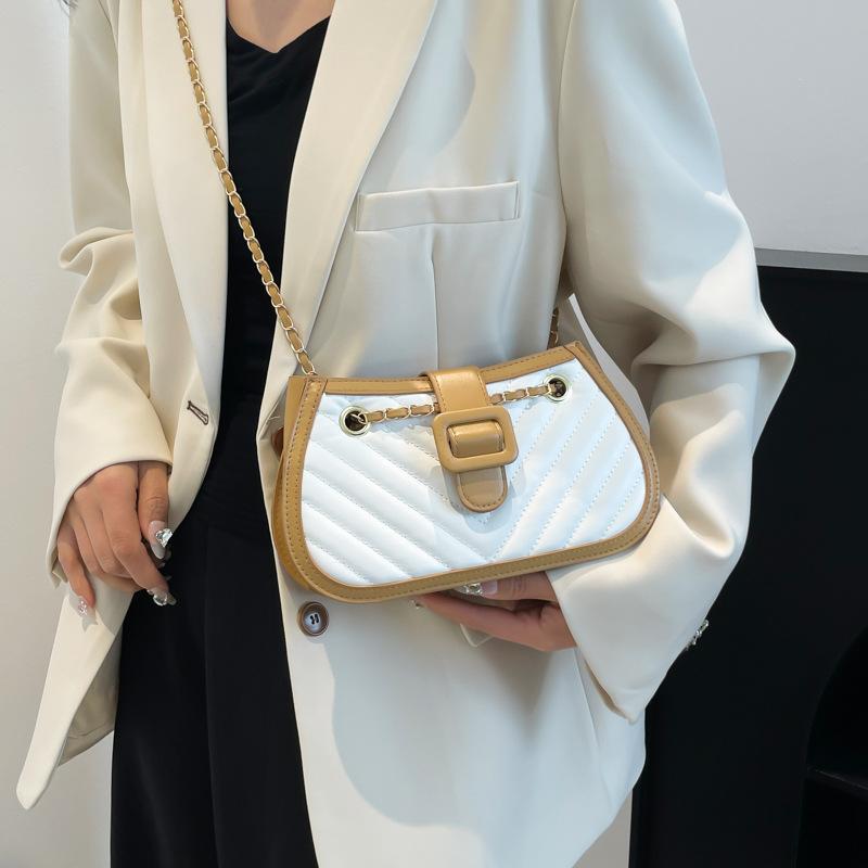 French casual underarm bag women's 2025 spring new diamond chain handbag fashionable texture shoulder bag