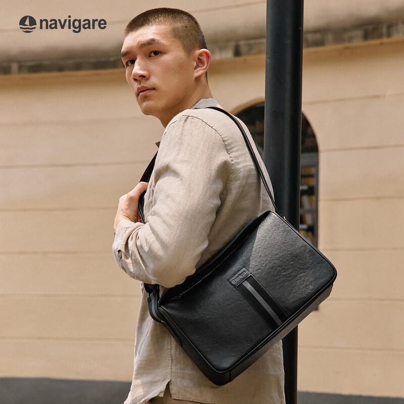 Navigare Men s Leather Crossbody Shoulder Bag Small