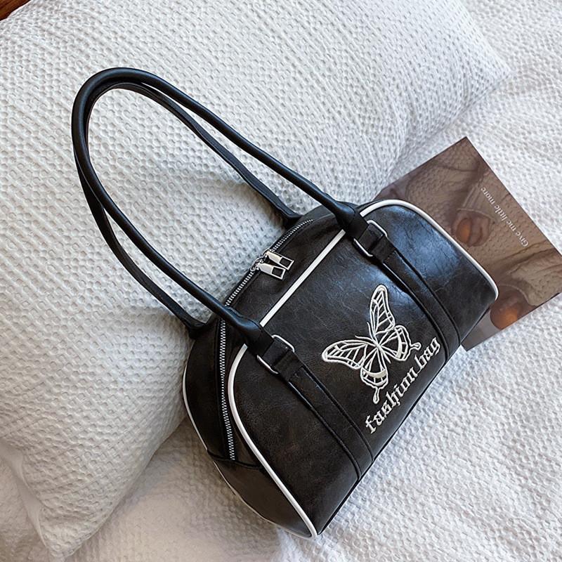 

Stylish Retro Shoulder Bag For Women With Simple Design And Trendy Black Or Coffee Colors чорний