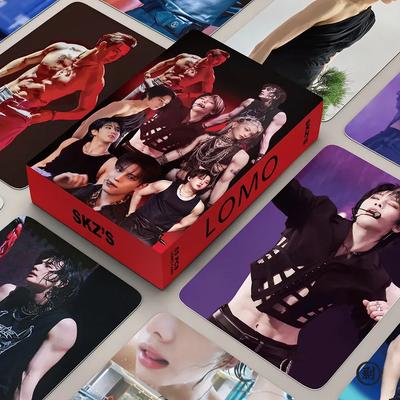 Ein Neues 55-teiliges Kpop SKZ Boy Sticker Fotokarte HOLLOW Neues Album Koreanischer Star Lomo Karten Fotodruck Karten Set Fans Sammlung Postkarte