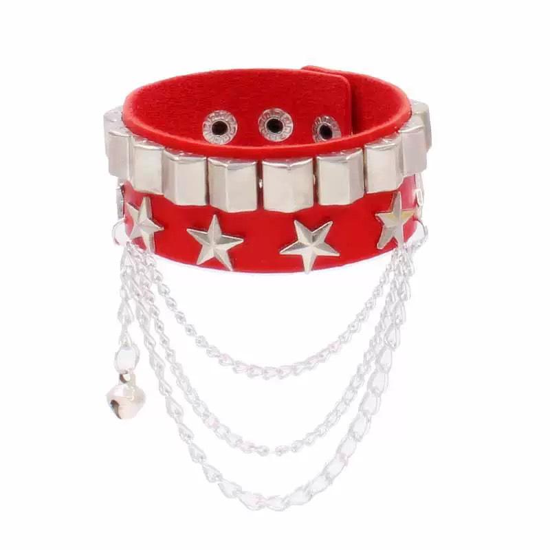 Pulsera Punk de Calavera de Cuero PU con Remaches Japonesa y Coreana - Accesorio de Street Dance y Hip Hop