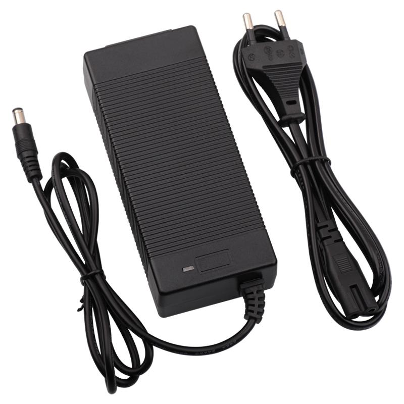 54.6V 1.5A Smart Lithium Battery Charger 13S For 48V Electric Scooter Bike Li-ion Battery Pack Charger DC High Quality Connector