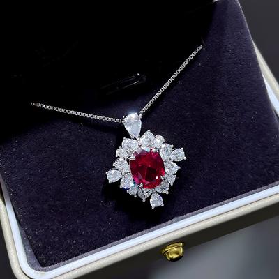 Magnifique Pendentif Charmant Collier pour Femmes Zircone Rouge Vif Bijoux pour Mariage Fête Accessoires Chic Féminins