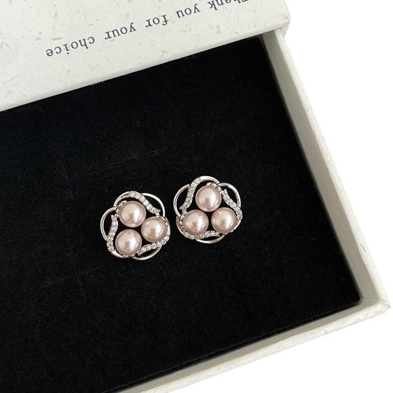 Korean Silver Needle Zircon Pearl Stud Earrings: Geometric, Elegant, Luxury Women's Jewelry