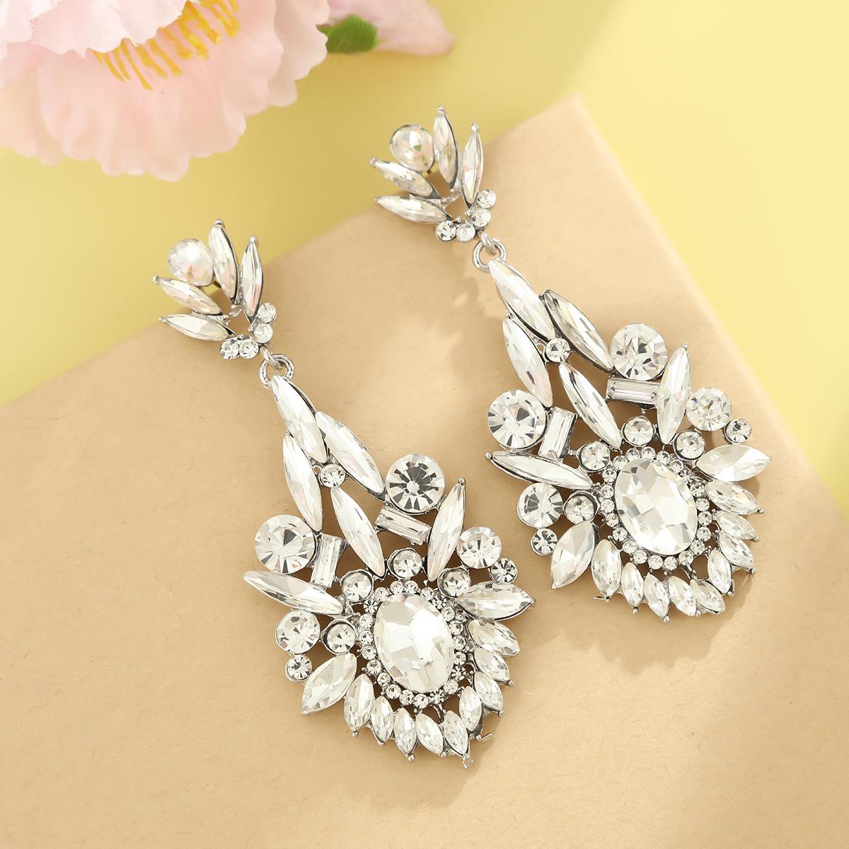 

Luxury Teardrop Earrings For Women Elegant Statement Drop Earrings For Party Banquet And Photo Shoots High End Jewelry белый