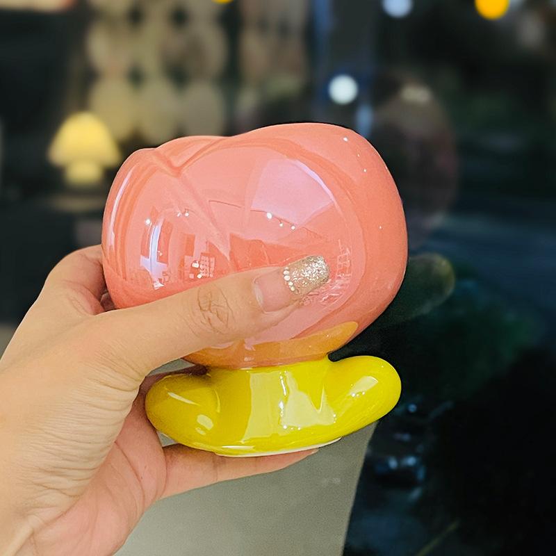 Wunderschöner Keramik-Kelch mit Löffel, Mädchenherz, Tulpe, Parfümbecher, Kaffeetasse, Heimweinglas, Souvenir