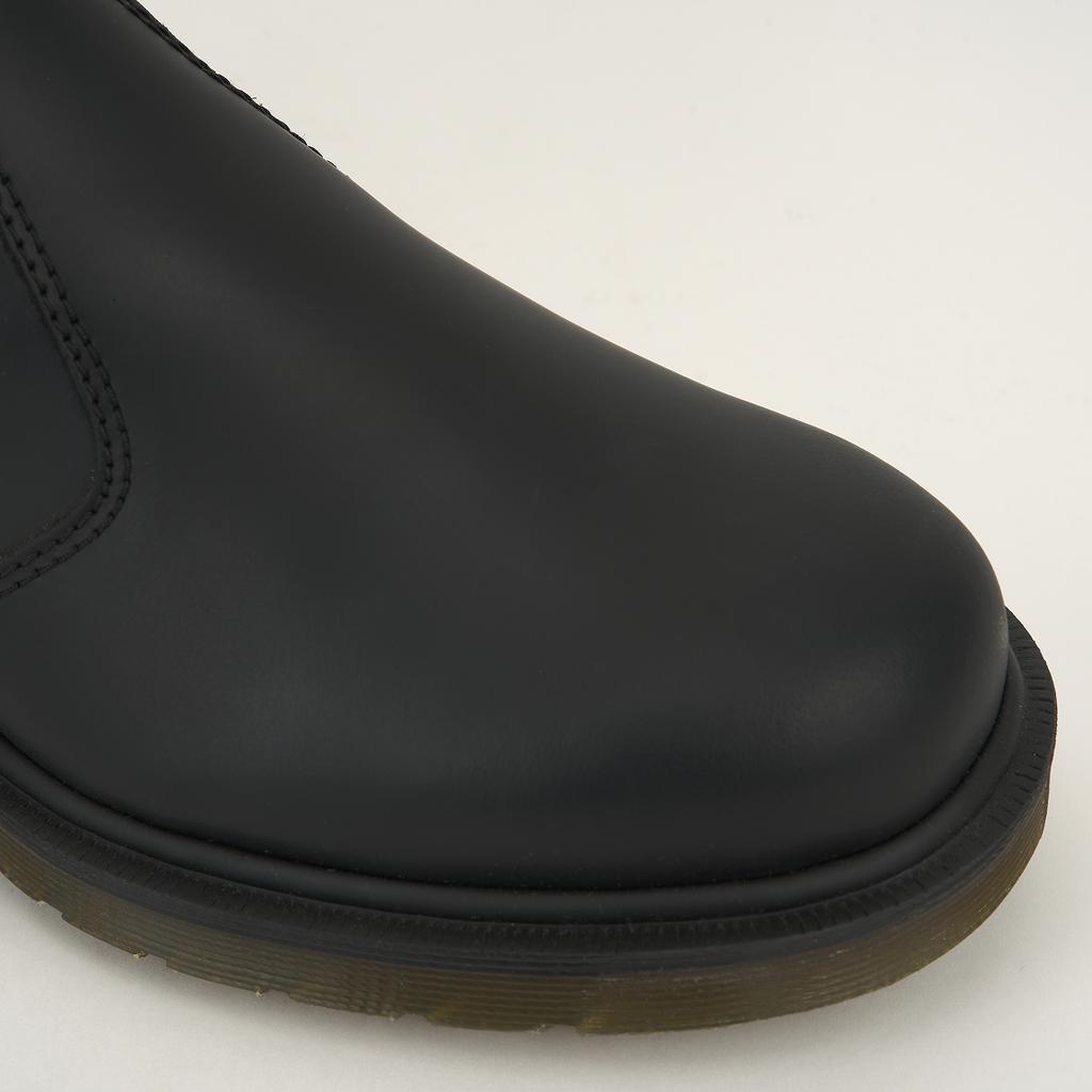 Dr. Martens 2976 Chelsea Boot aus Glattleder Schwarz Unisex Sneaker 11853001