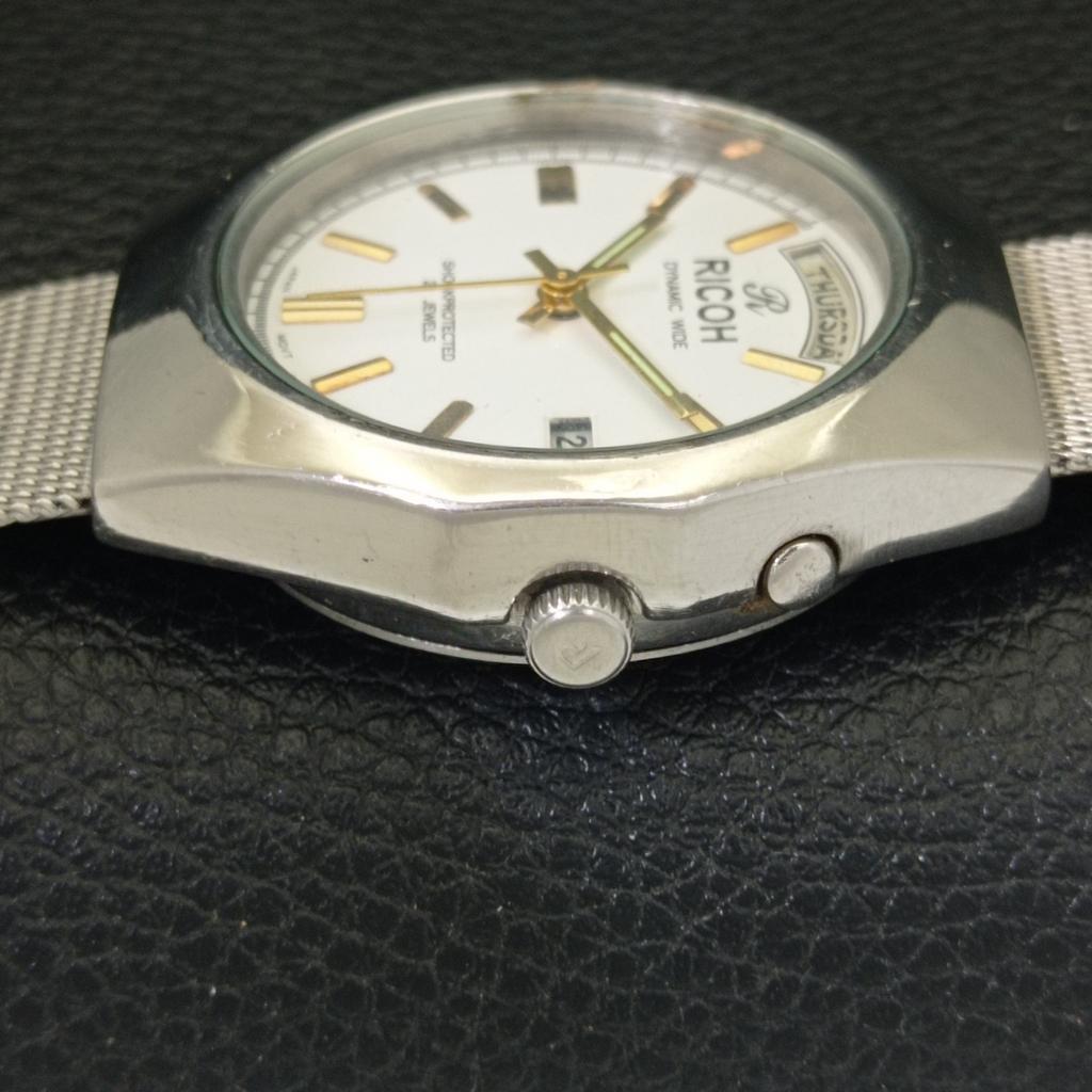 VINTAGE RICOH R31 AUTOMATIC JAPAN MENS WHITE COLOR DIAL WATCH a701965-5 R207-a701965