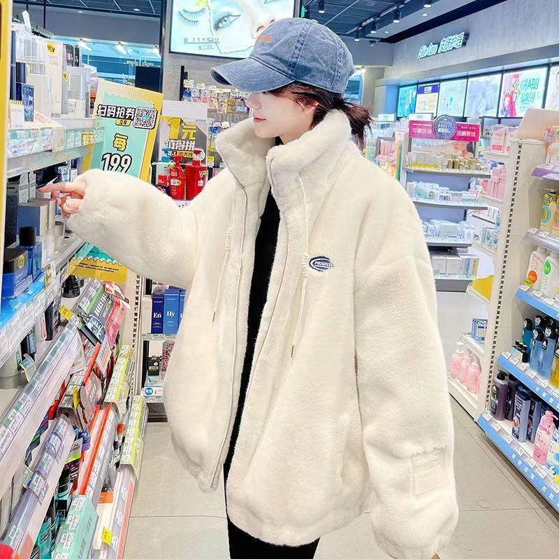 

Осень и зима новый свитер из искусственной норки женский средней длины с воротником-стойкой из овечьей шерсти утолщенная куртка из искусственного меха женская одежда S