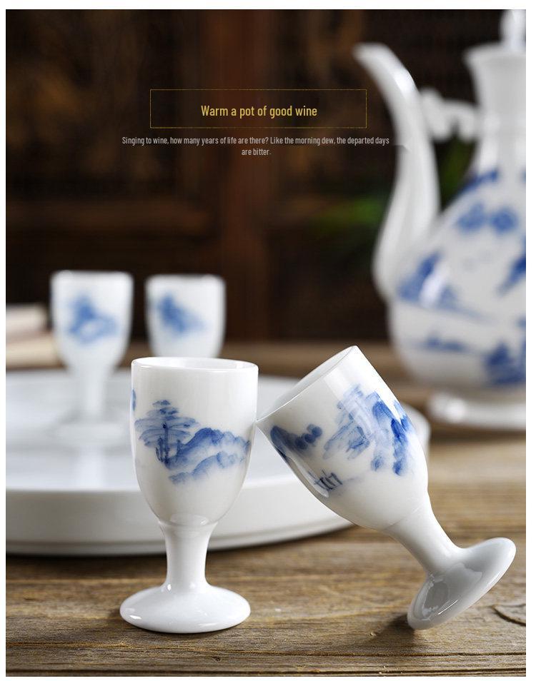 Antique Style Ceramic Wine Set: Decanter & Small Baijiu Cups