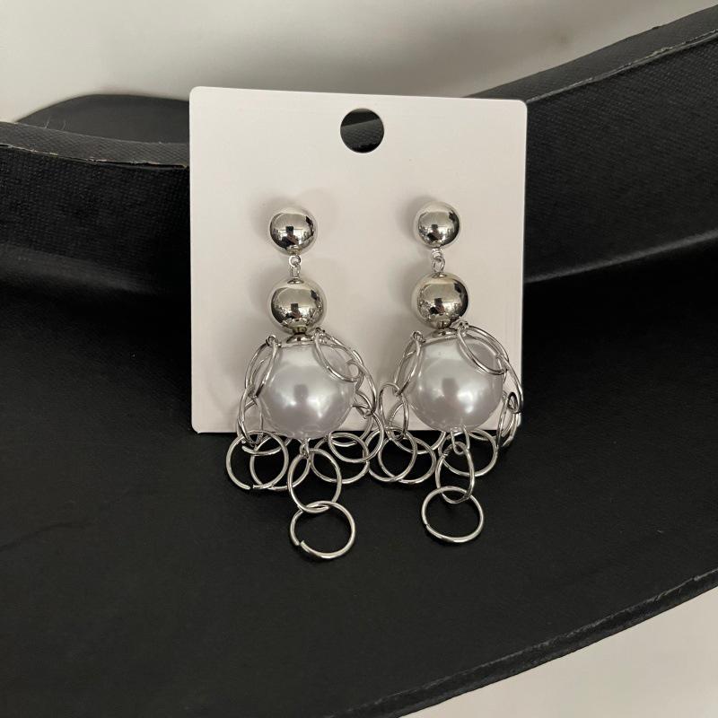 Chic Round Bead Tassel Earrings: Unique, High-End Fashion Earrings for Women.