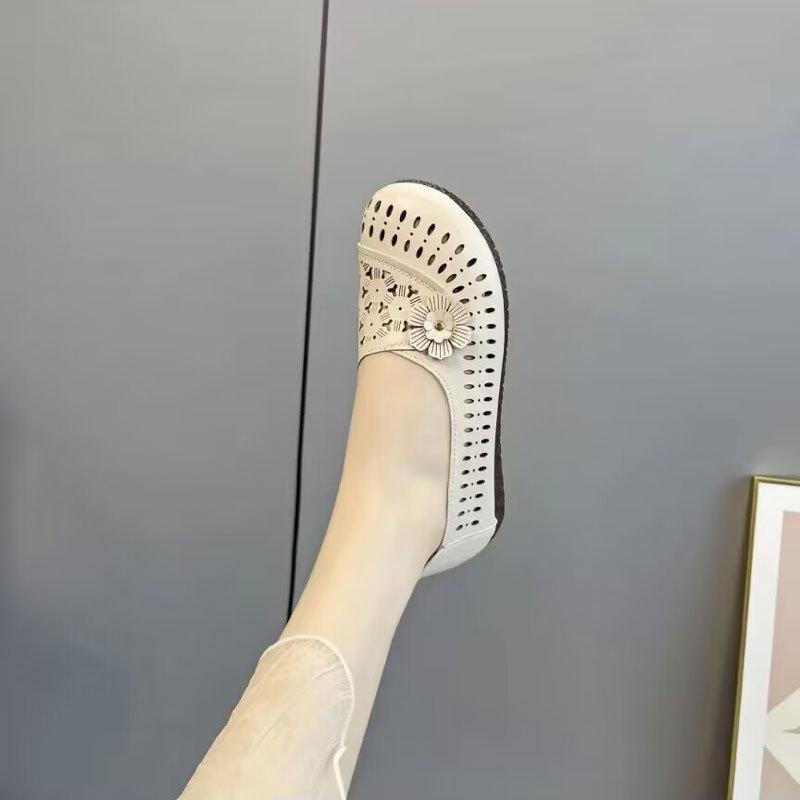 Summer Old Beijing Cloth Shoes Women's Breathable Mesh Shoes Beef Tendon Non-slip Soft Sole Medium Mother Shoes Casual Soft-sided Sandals