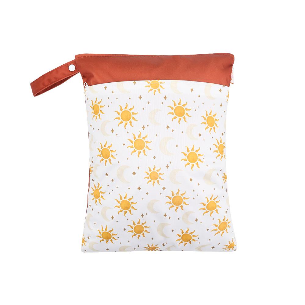 Waterproof Reusable Cloth Bag with Zipper Pocket and Handle - Fashionable Sun Burst Design, Suitable for Beaches, Swimming Pools, Gyms, Yoga
