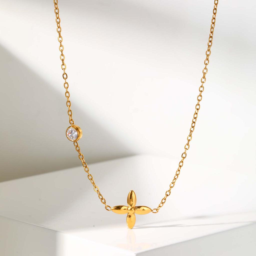 Dainty Zircon Bowknot Flower Heart Pendant Necklace for Women, Stainless Steel Gold Plated Charm Necklace, Chic Luxury Jewelry