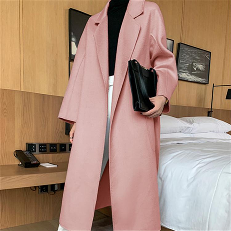 Max Family Style 2023 Women's Extra Long Wool Coat in New Water Ripple Design