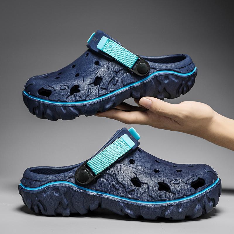 Fashion Summer Men Slippers EVA Soft Outdoor Sandals Garden Clogs Male Casual Shoes Fashion Water Shoes For Beach Comfort Home Slides