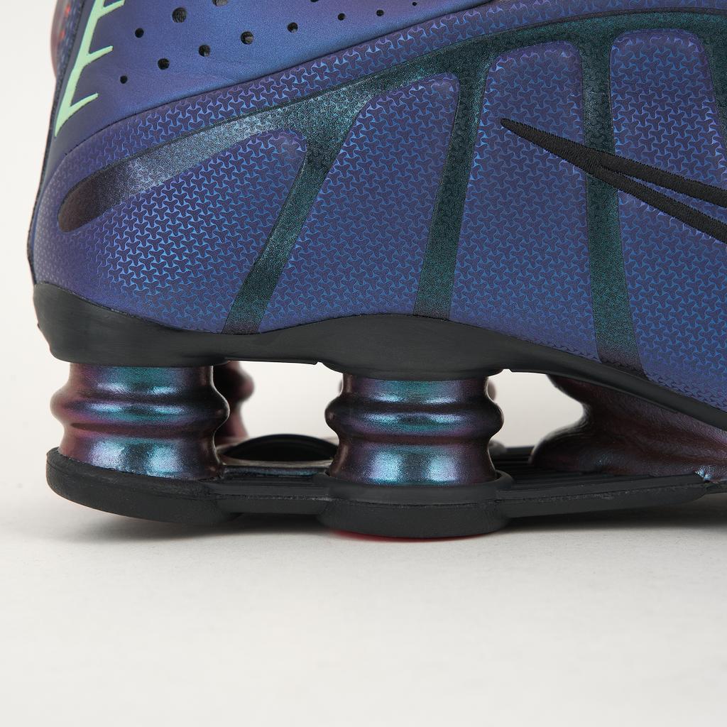 Nike شوز آر 4 رجالي بألوان متغيرة أزرق أسود هوت-بانش HQ3446-001