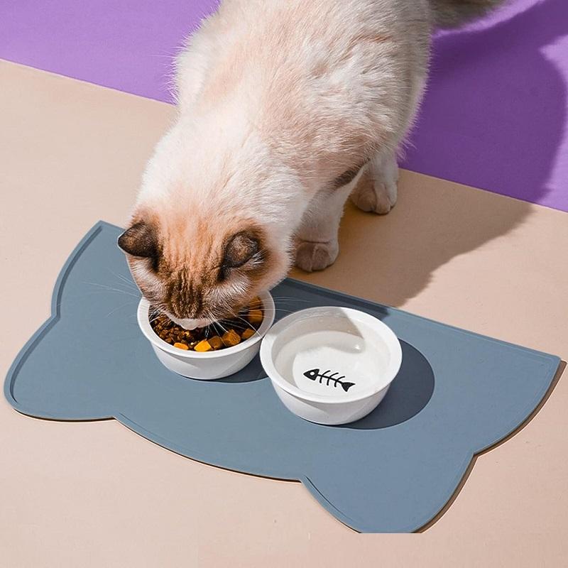 Cat Dog Mat Food Non-Slip Leak Proof Pet Silicone Mat Food Bowl Pad Feeding Cushion for Cats Dogs Pet Accessories GDDM01