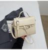 Commuter To Work Handbag Small Square Bag 2025 Spring New Retro Fashion Casual Shoulder Bag High Value Messenger Bag
