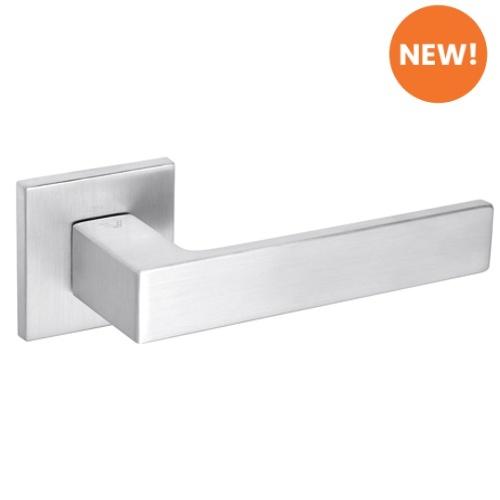 Spark Fit Brushed Chrome Door Handle R67F